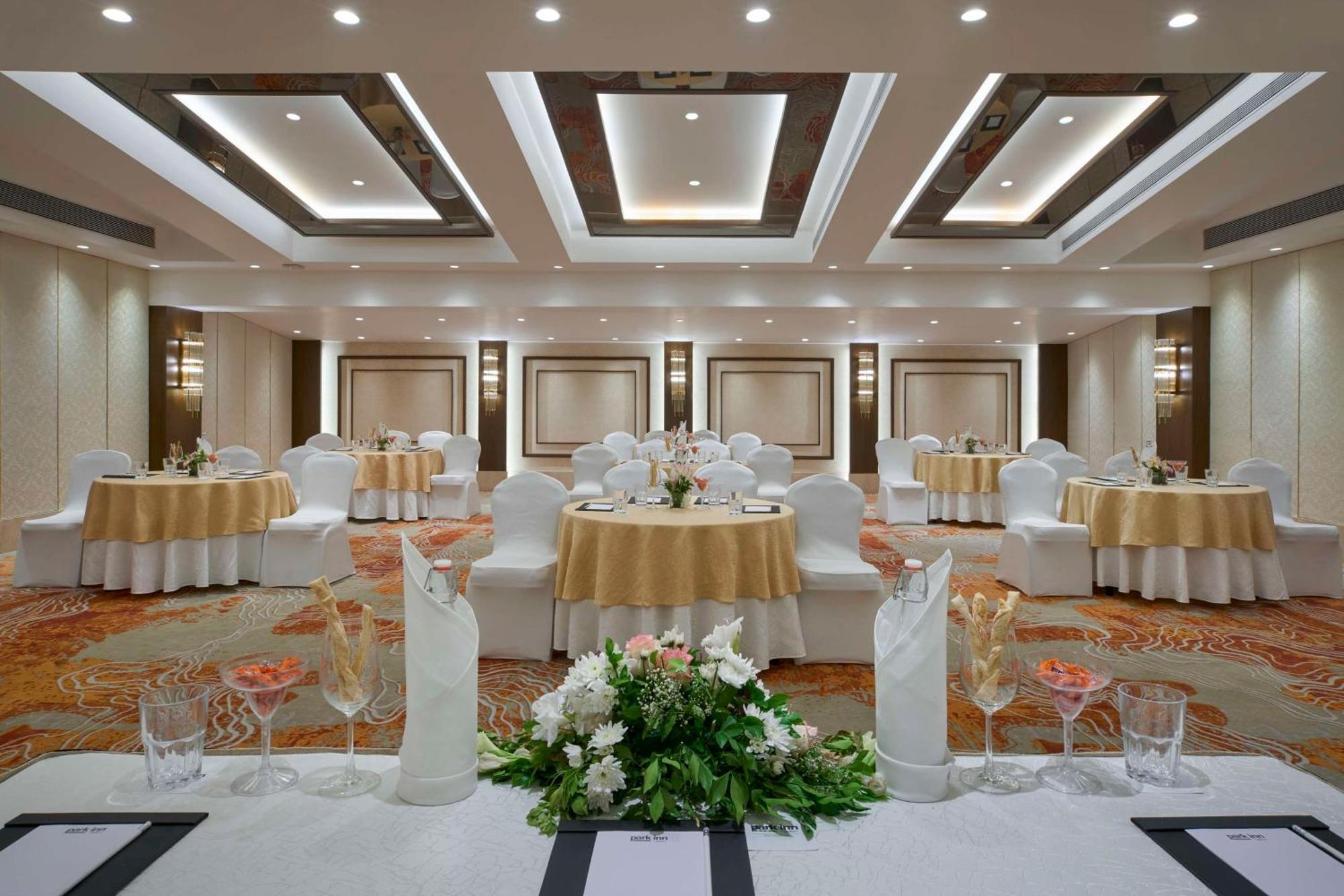 Park Inn By Radisson Goa Candolim Εξωτερικό φωτογραφία